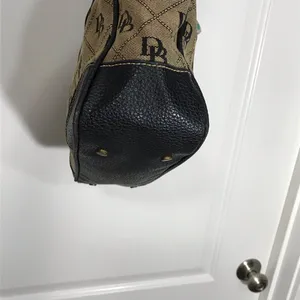 Dooney & Bourke Black and Tan Logo Tote with Matching Pouch thumbnail 4