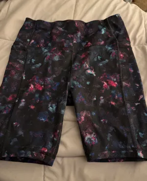 Athletic works shorts  thumbnail 1