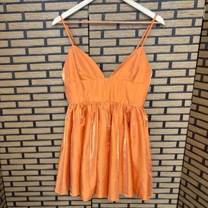Runaway Astrid Orange Dress Size Small‎ thumbnail 2