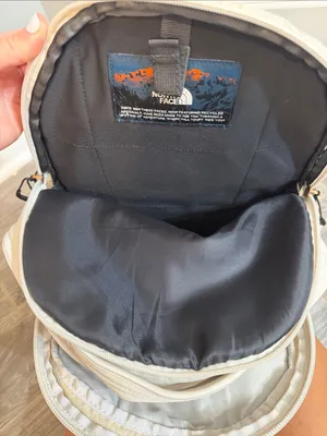 Cream & Rose gold The North Face Borealis bungee laptop Backpack thumbnail 8