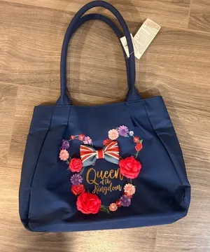 Disney EPCOT United Kingdom (UK) Queen of the Kingdom Bag thumbnail 1