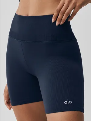 Alo seamless ribbed favorite shorts 5" inseam size xs in navy NWT thumbnail 1