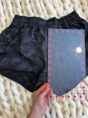 Lululemon Shorts thumbnail 3