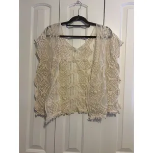 Womens Cream Lace Kimono Vest‎ Boho Crochet Open Front Sleeveless thumbnail 4