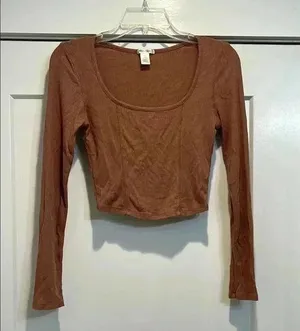 Bozzolo rustic brown colored crop top size small. thumbnail 1