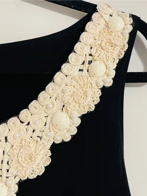 Vintage 90s Ronni Nicole Sleeveless Black Shift Dress Crochet Beaded Collar Sz 8 thumbnail 5