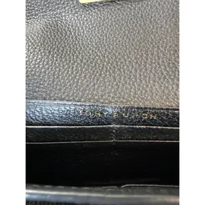 Tory Burch Britten Pebbled Leather Envelope Black Wallet EUC thumbnail 6