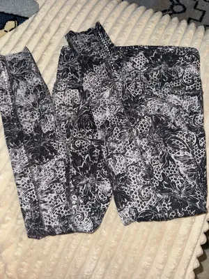 Lululemon Leggings thumbnail 1
