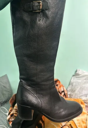Clarks Mascarpone Ela Women Black Leather Boots thumbnail 1