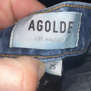 Agolde destroyed distressed 90’s high rise crop 25 designer jeans thumbnail 2
