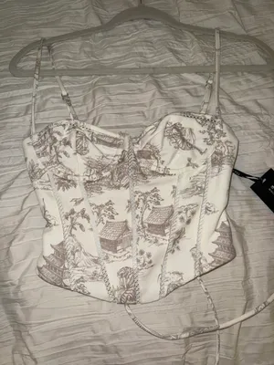 White Fox Top  thumbnail 9