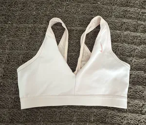 Nike sports bra thumbnail 1