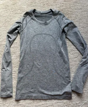 Lululemon Swiftly Tech Long Sleeve thumbnail 1