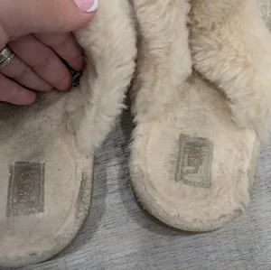 Ugg Gold Metallic Slippers Size 38 thumbnail 5