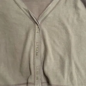Urban Outfitters OU Out From Under Light Purple VNeck cropped Sweater Size Large thumbnail 2