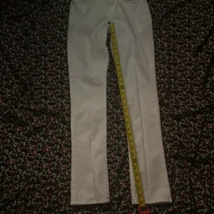7 For All Mankind 7FAM White Jeans 24 Boho Casual Festival Hippie Minimalist thumbnail 7