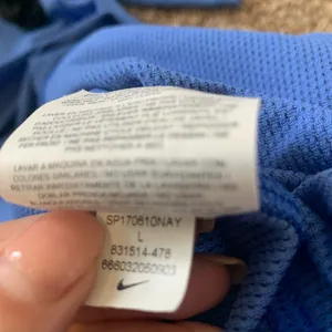 Womens Nike zonal cooling top crew neck long sleeve large thumbnail 8