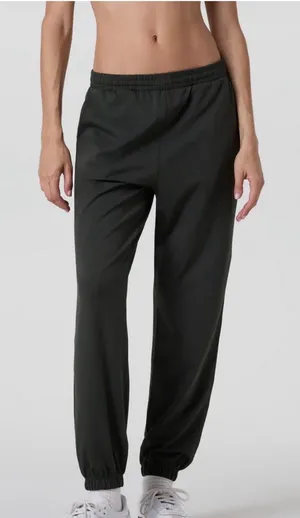 Vuori Boyfriend Sweatpants Size Small Kale Like New thumbnail 1