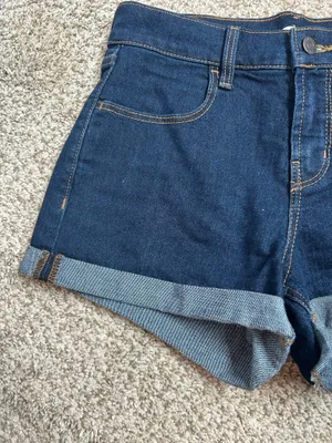 Old navy jean shorts  thumbnail 4