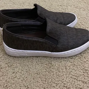 Michael Kors Slip On Sneakers thumbnail 5