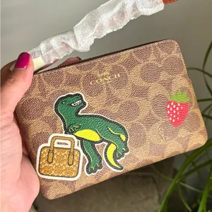 Authentic COACH signature Leather Dino Dice strawberry zip card wristlet 🎲🎩 thumbnail 5