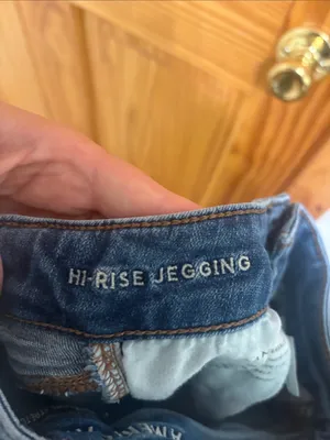 American Eagle Next Level Stretch High-Rise Distressed Jeggings Size 2 thumbnail 5