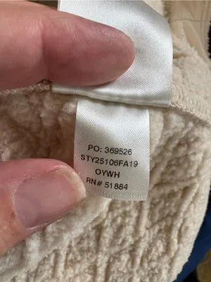 Patagonia Hoodie Womens Small Cream Pullover Diamond Capra Hoody Fleece Sweater thumbnail 5