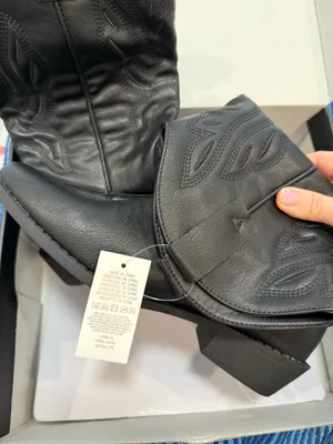Amazon Black Cowboy Boots thumbnail 2