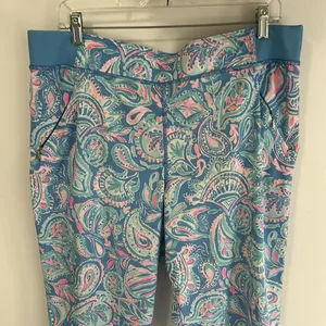 Lilly Pulitzer Luxletic Runaround Pants Zanzibar Blue Fish Kiss thumbnail 6