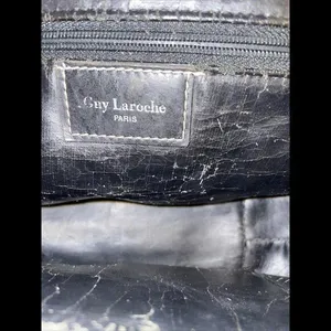 Vtg ‎ Guy Laroche Paris shoulder Crossbody Leather Purse Black 9”x6”x4” thumbnail 8