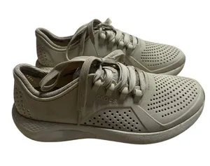 Crocs LiteRide Sneakers Women's Size 7 Rubber Cream Waterproof Tennis Shoes thumbnail 1