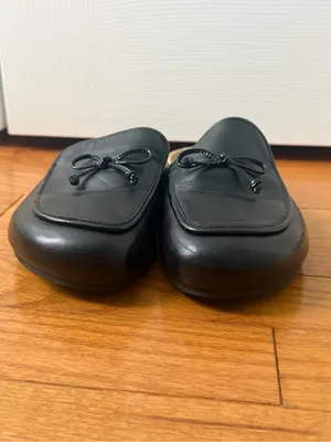 Tory Burch Leather Bow Mules in Black thumbnail 6