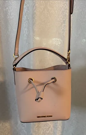 MICHAEL KORS Pink Bucket Shoulder Bag thumbnail 1