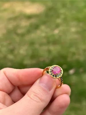 Vintage 925 Gold Ring with Ruby / sapphire Halo Accent thumbnail 5