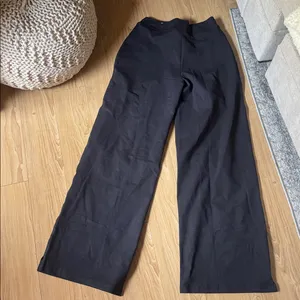 Aerie Women's Black Wide-Leg Pants thumbnail 3