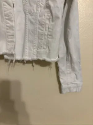 Pistola White Cropped Distressed Denim Jacket Raw Hem Size Small thumbnail 7