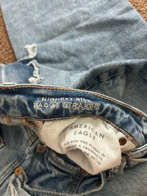 American Eagle Jeans Distressed High-Rise thumbnail 5