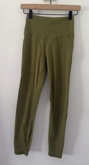 Varley Women’s Activewear Leggings Olive Green Sz Small Athletic Pilates thumbnail 1