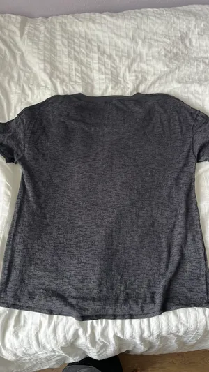 Lululemon Tee thumbnail 2