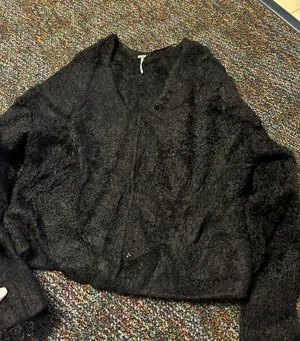 Sweater thumbnail 3