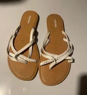 Womens Sandals Size 9 White thumbnail 1