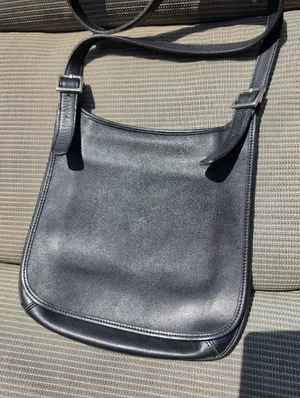 Vintage Coach Slim Legacy Flap Saddle Crossbody Black thumbnail 2
