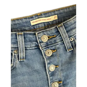 Levi's 721 Women's‎ 27 High Rise Skinny Ankle Jeans Button Fly Slit Ankle thumbnail 3