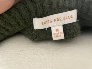 Skies Are Blue Colorblock Crewneck Green Women’s Size M thumbnail 2