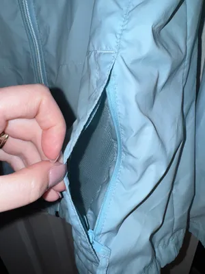 Columbia Light Blue Windbreaker Hooded Jacket thumbnail 5