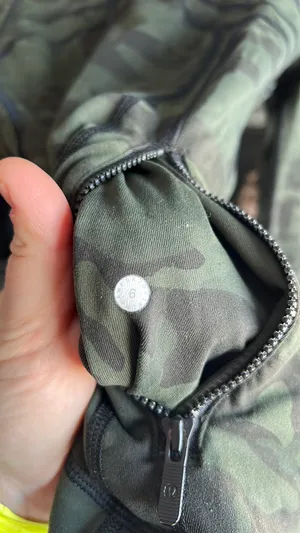 Lululemon Camo Define Jacket size 6 thumbnail 3