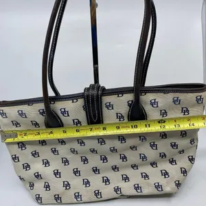 DOONEY & BOURKE White Medium Shoulder Bag thumbnail 5