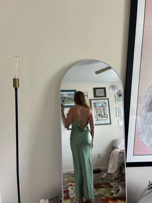 beginning boutique dress thumbnail 4