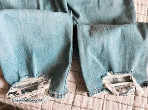 Curve Love Ankle Straight Jeans thumbnail 3