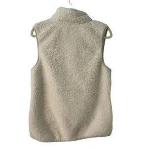 Captivating OU Sherpa Vest Size Large Cream Sooners Football Fall Warm Fuzzy thumbnail 2